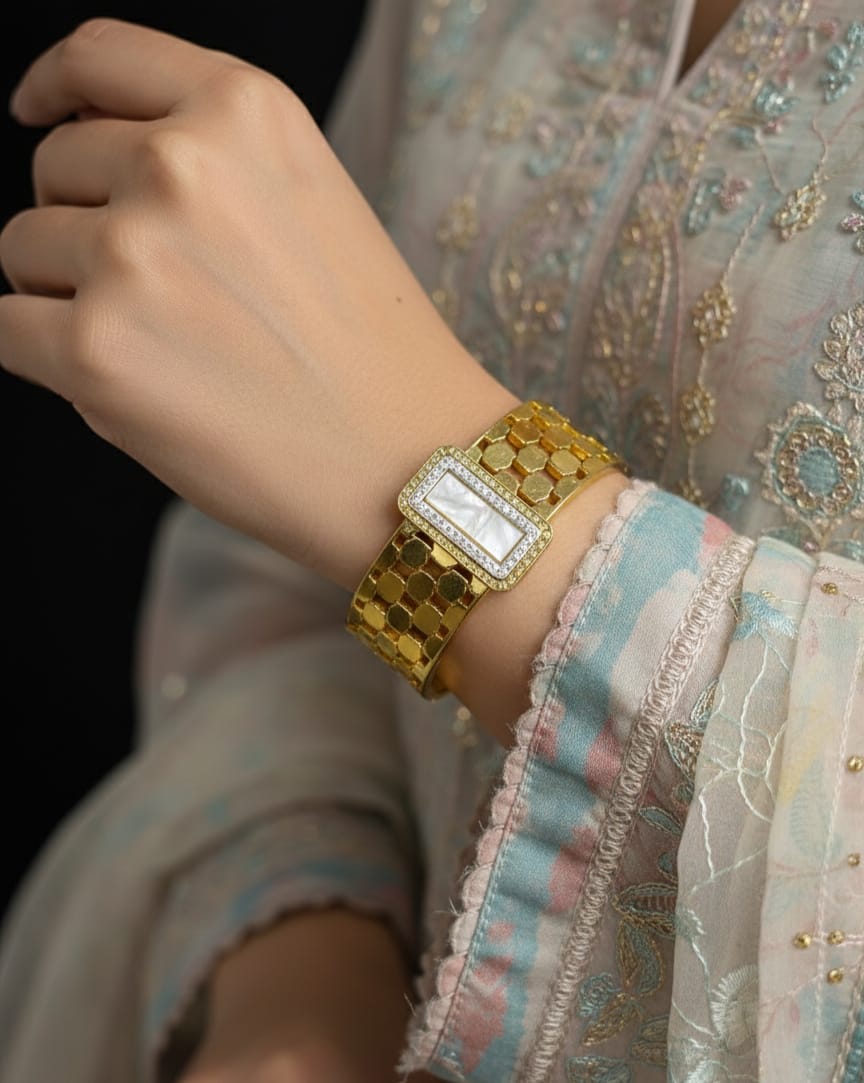 Luxury Gold Honeycomb Stainless Steel Cuff Bangle